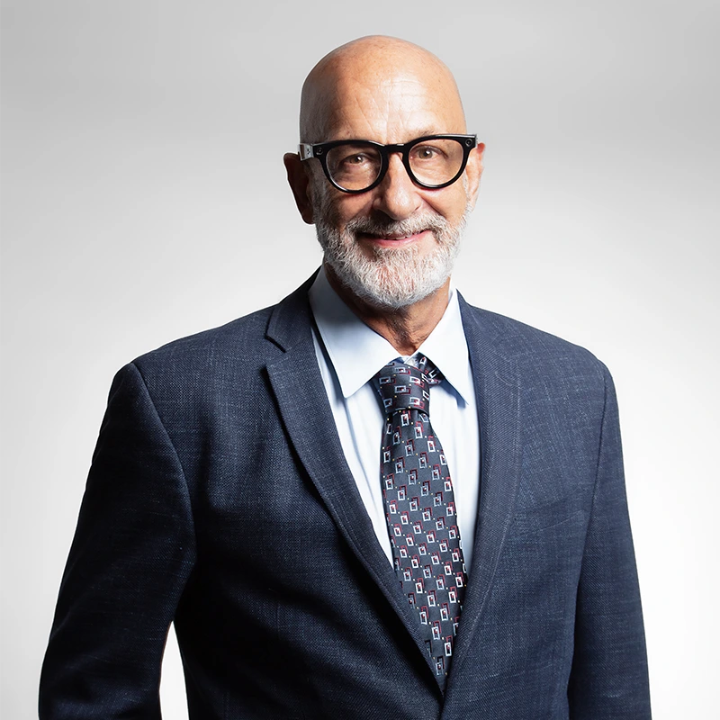 Eric J. Mathur headshot